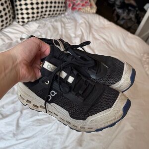 On CloudUltra 2 Women’s 8.5